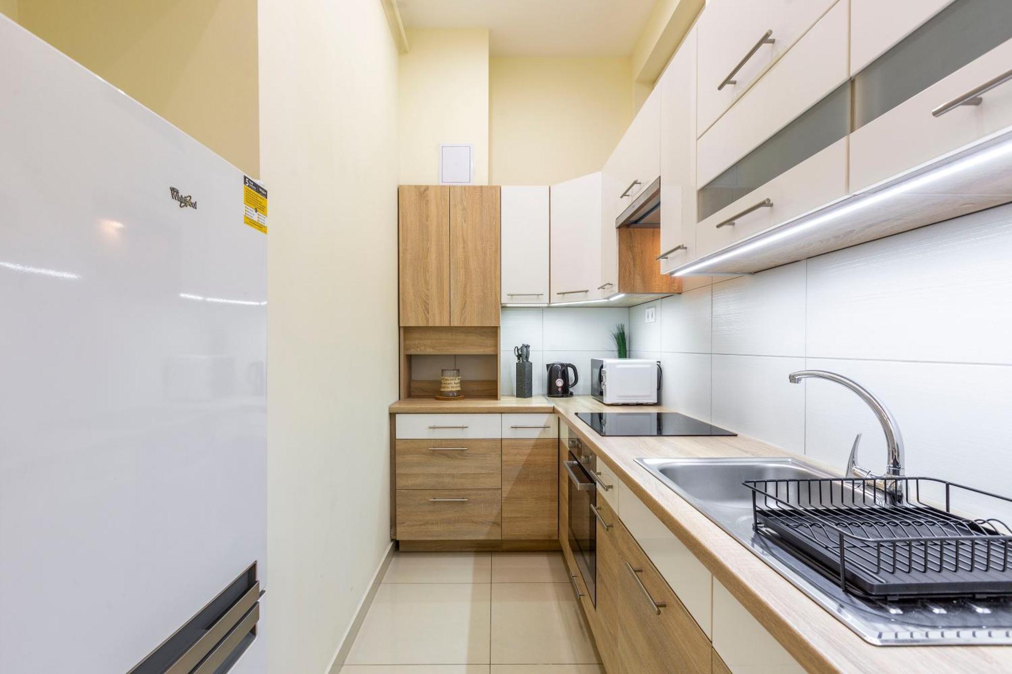 Spacious Bajcsy In The Heart Of Apartmán