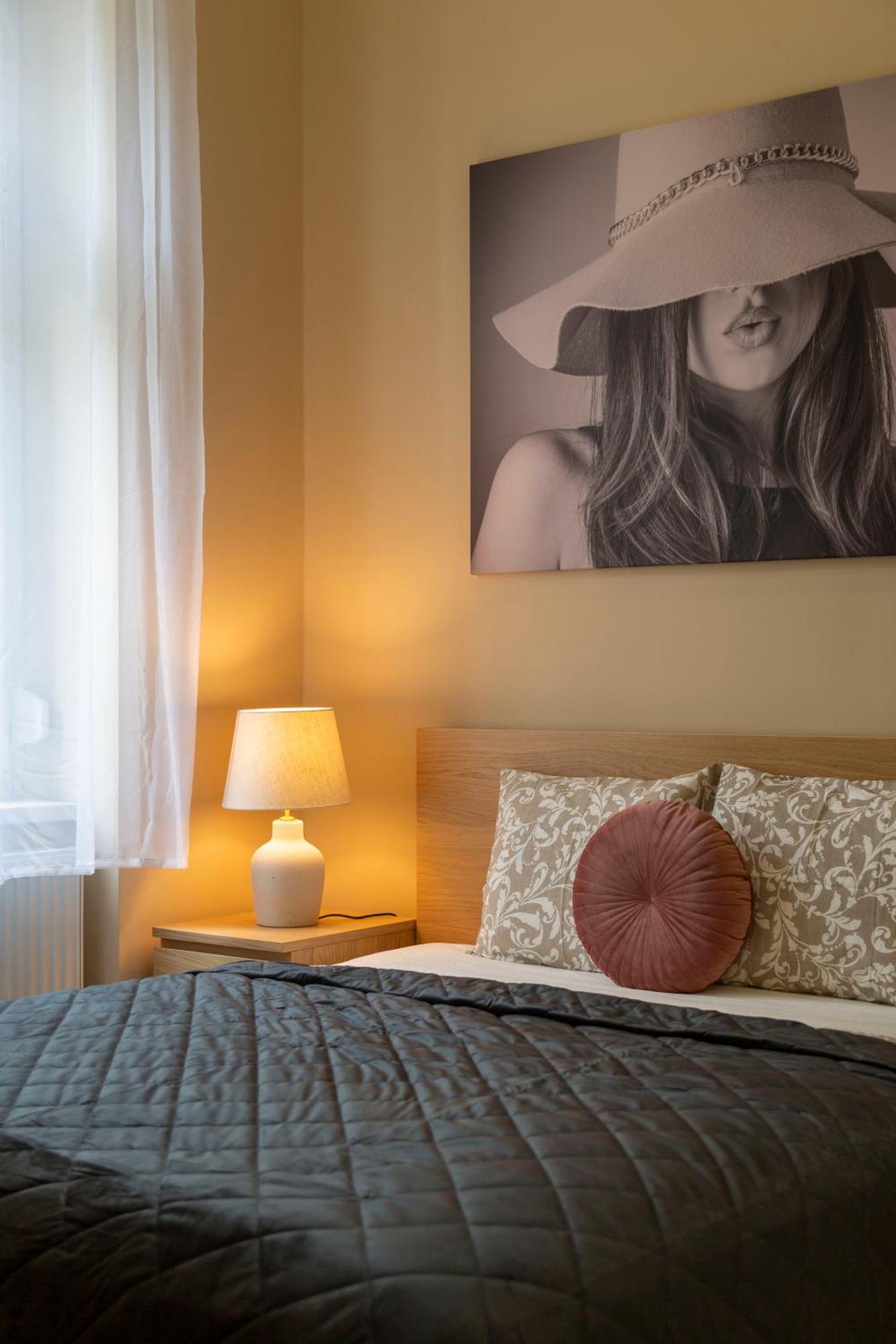 Apartamento Spacious Bajcsy In The Heart Of Budapeste